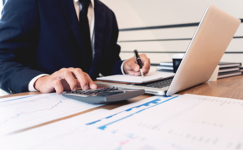 辦理道路運(yùn)輸許可證的注意事項(xiàng) 辦理道路運(yùn)輸許可證的注意事項(xiàng)