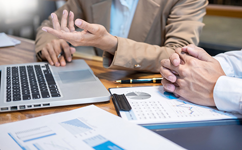 代辦小規(guī)模轉(zhuǎn)一般納稅人的必備條件 代辦小規(guī)模轉(zhuǎn)一般納稅人的必備條件