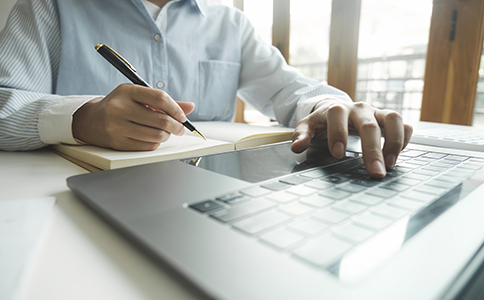 選擇正規代辦執照機構的優勢